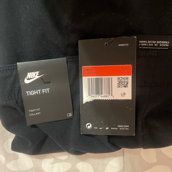 Nike Kids Tight Fit Leggings - Picture 2 of 3